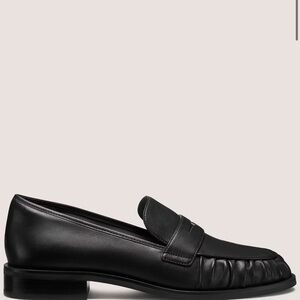 Stuart Weitzman loafer. 8.5